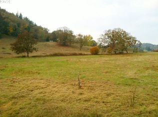 205 Nighthawk Ln, Roseburg, OR 97471