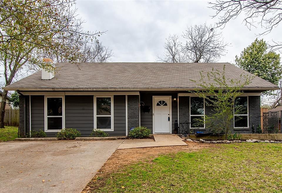 1st image of 1702 W Lovers Ln