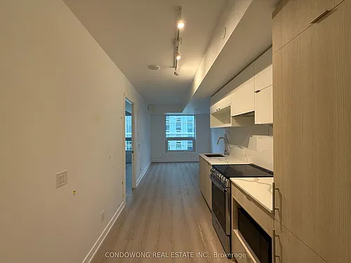 100 Queen St E #1812 Photo 1