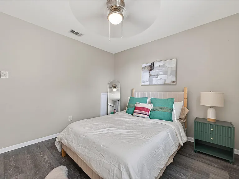6635 Queensclub Dr — Photo 18