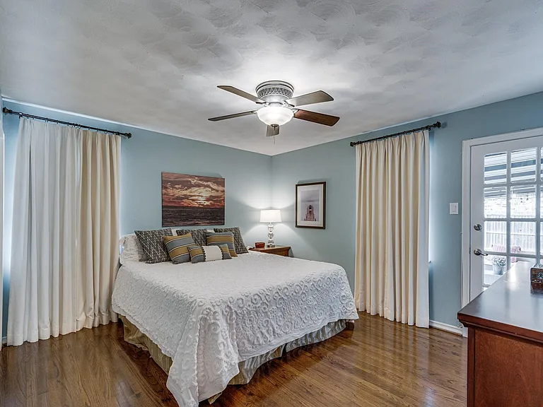 8411 Swift Ave — Photo 14