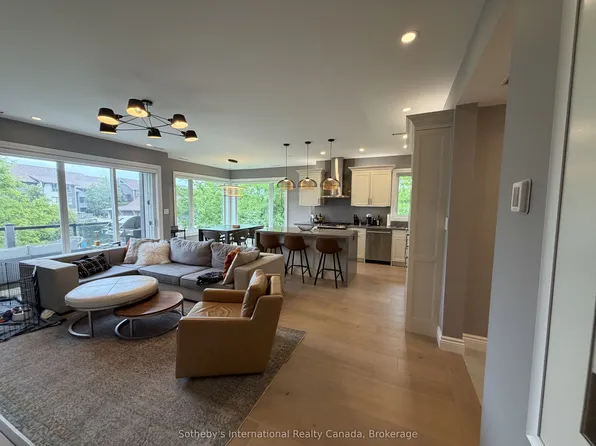 658 Johnston Park Ave, Collingwood, ON L9Y 5C7
