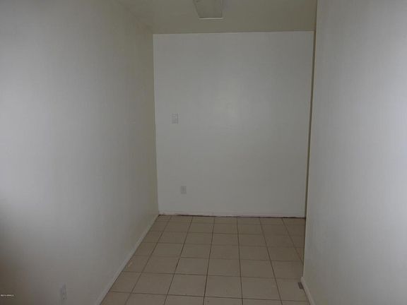 5th image of 5226 N 68th Ave
