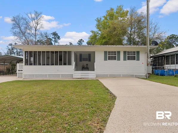 721 Buena Vista Dr, Lillian, AL 36549