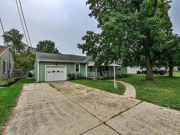 2nd image of 670 Doris Jane Ave