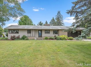 2108 Lamont Ave NW, Grand Rapids, MI