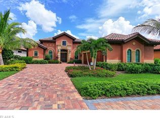 6476 Costa Cir, Naples, FL 34113