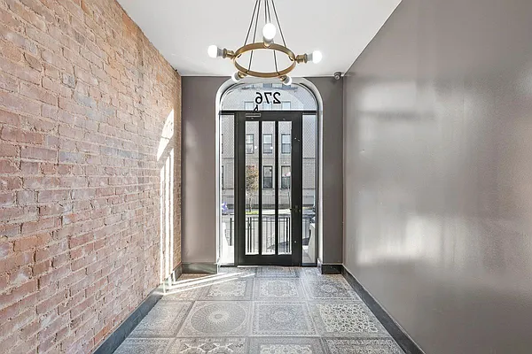 Rented by EXR | media 11