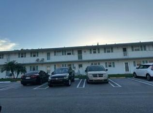 1117 Lake Ter APT 105, Boynton Beach, FL 33426