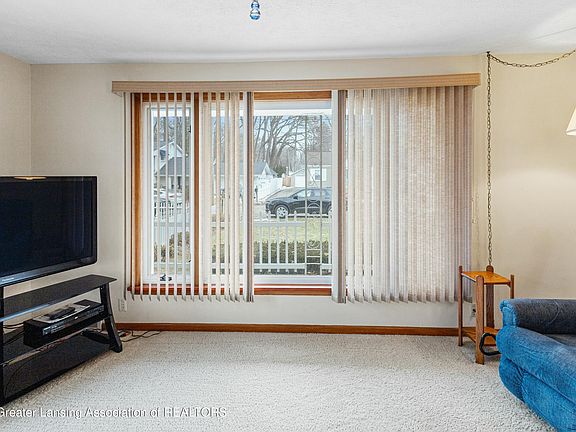 5th image of 3123 Westwood Ave