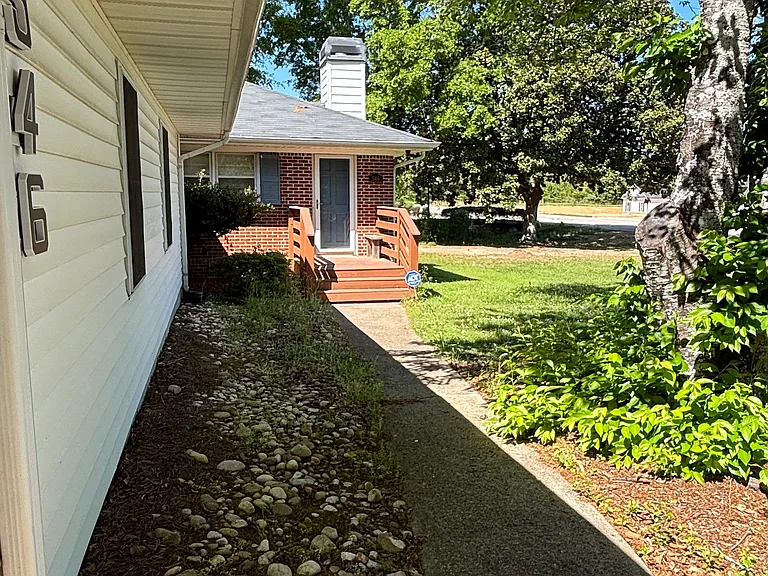 546 Rockwell Church Rd NW — Photo 3