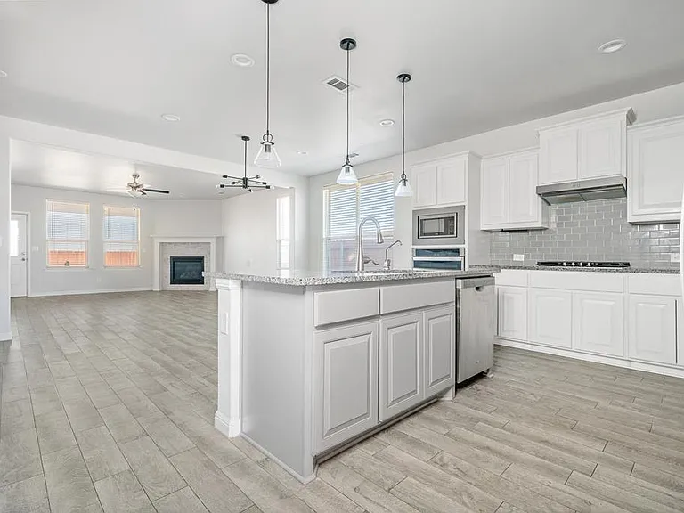 7100 Thomas Paine Rd — Photo 9