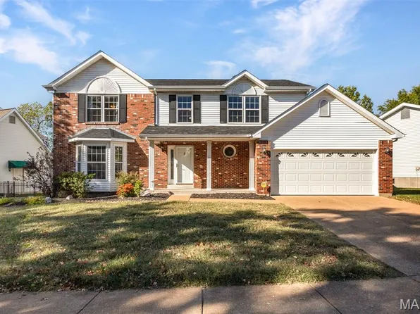 2105 Telford Dr, Saint Louis, MO 63125