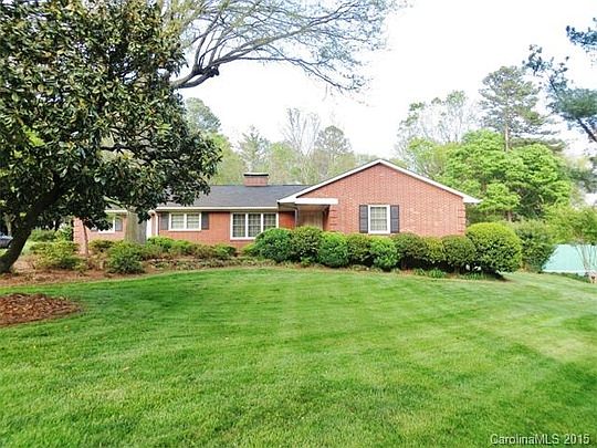 1st image of 506 Clinton Dr