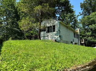 8 Teatown Ct, Carmel, NY 10512
