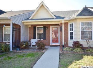 1215 Autumn Ln SW, Hartselle, AL 35640