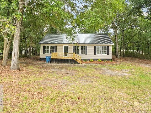 2nd image of 1565 Old Doctortown Rd