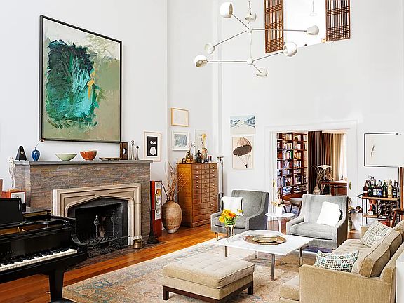 3rd image of 257 W 86th St #13A