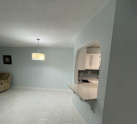 5th image of 1780 NE 191st St APT 104