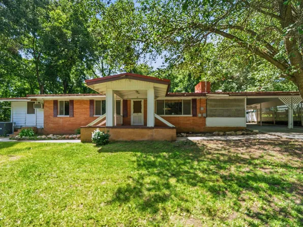 251 Pine Ave SE, Milledgeville, GA 31061