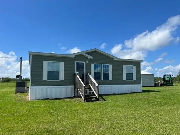 903 Bartlett Rd, Marianna, FL 32448
