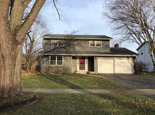 1508 Swallow St, Naperville, IL 60565