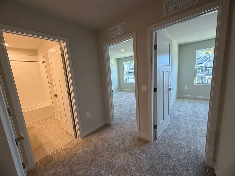 18347 Centennial Cir — Photo 4