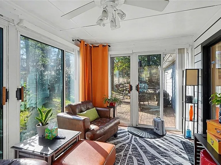 8671 Twin Oaks Dr — Photo 25