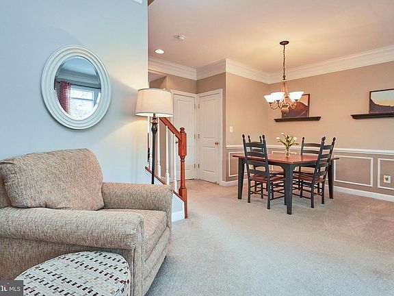 5th image of 14128 Catbird Dr
