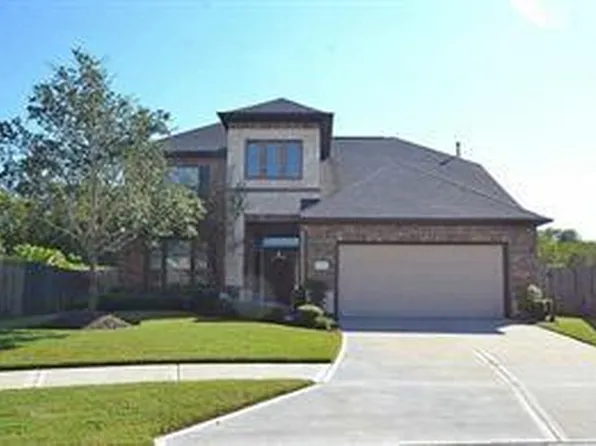 6323 Falling Briar Ln, Sugar Land, TX 77479