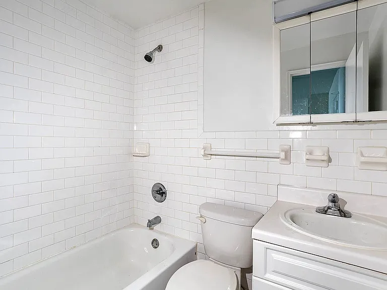 88 Fulton St #616 — Photo 13