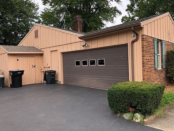 4th image of 6223 Crown Ct