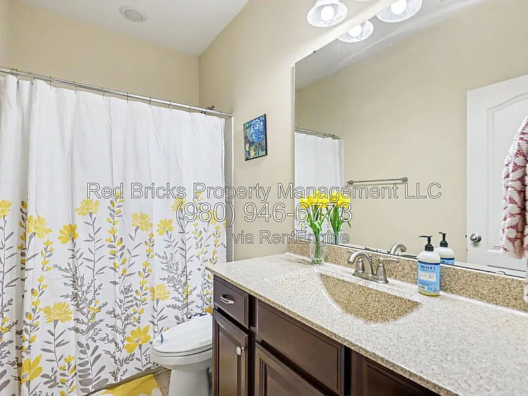 747 Coralbell Way — Photo 23
