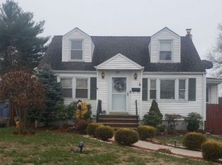 38 Highland Ter, Fords, NJ 08863