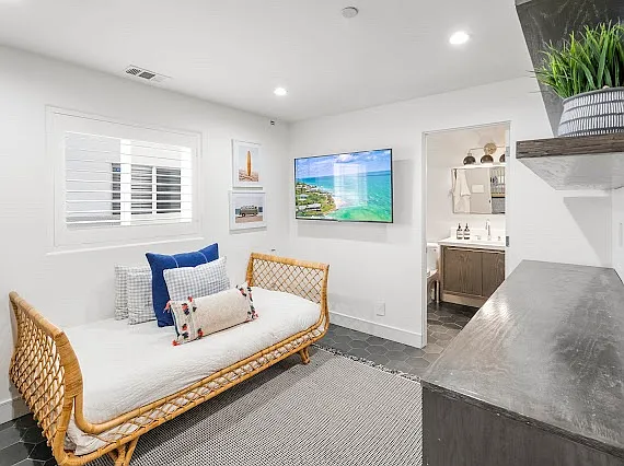 445 Marine Ave — Photo 27
