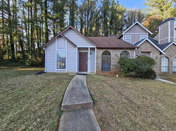 846 Heritage Oaks Dr, Stone Mountain, GA 30088