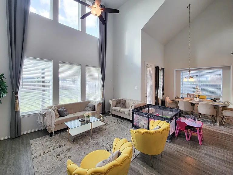 4010 Palmer Meadow Ct — Photo 16