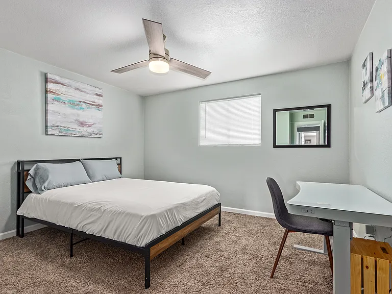 2031 E Orange St — Photo 14