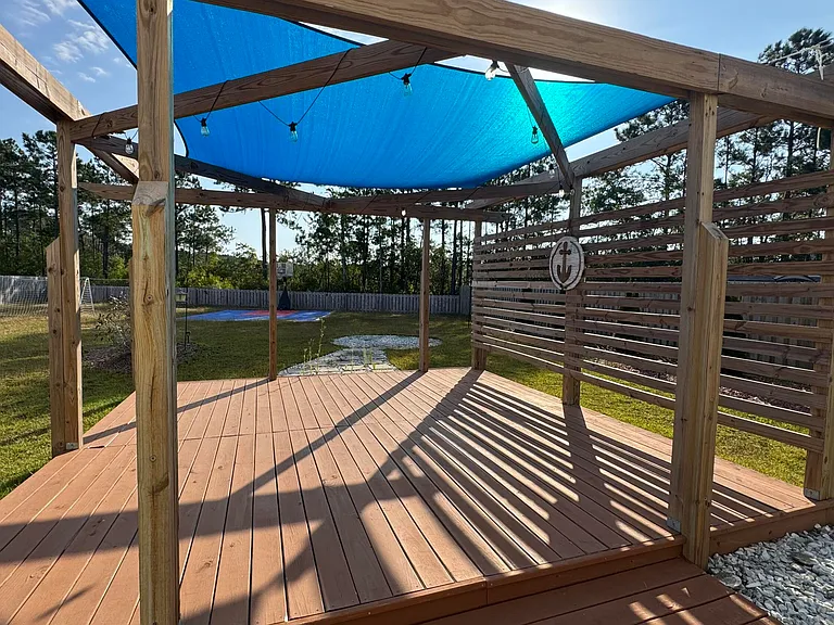 122 Permeta Dr — Photo 44