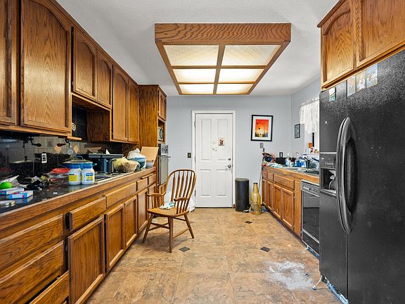5th image of 10490 Hubbard Rd