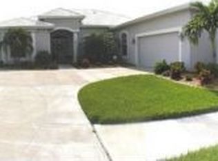 926 Chickadee Dr, Venice, FL 34285