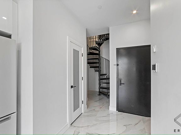 3rd image of 1541 Dean St APT 306