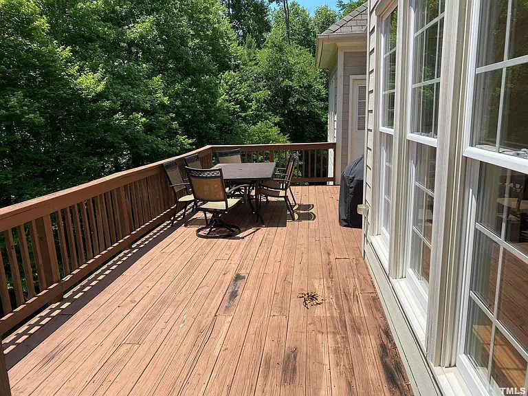 10216 San Remo Pl — Photo 24