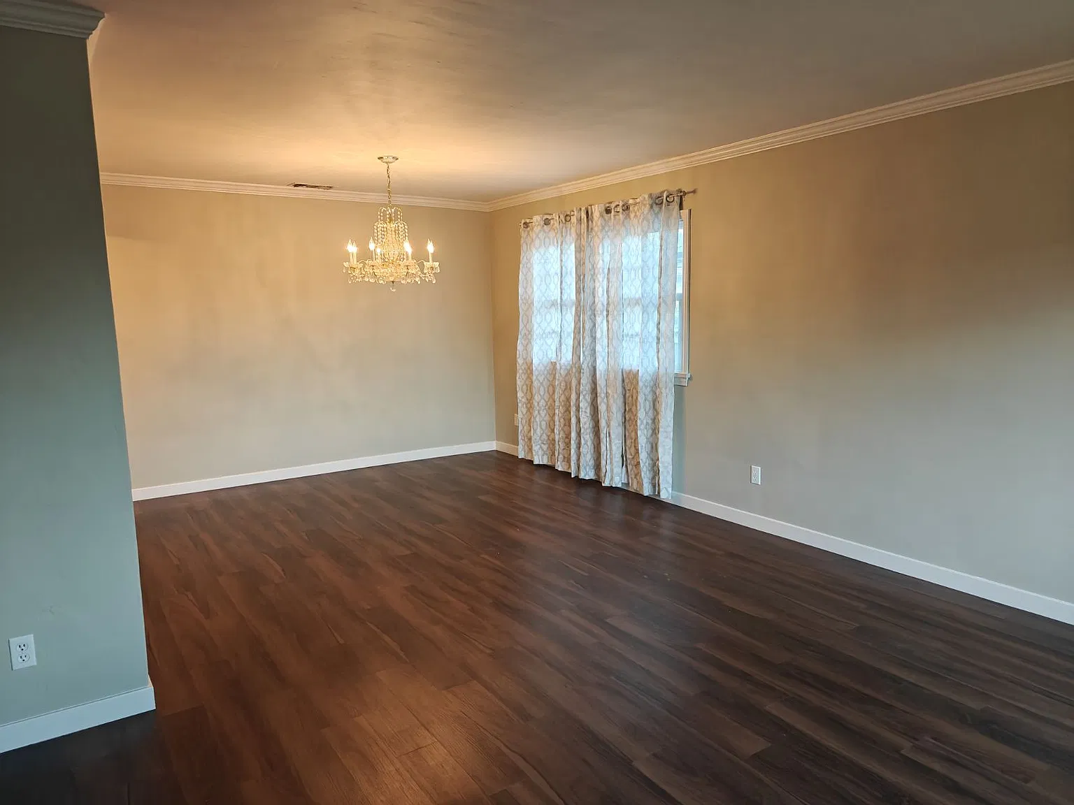 3 bed, 1742 sqft, $6,000 — Photo 4