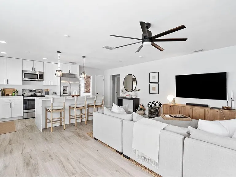 3601 W Dale Ave — Photo 13