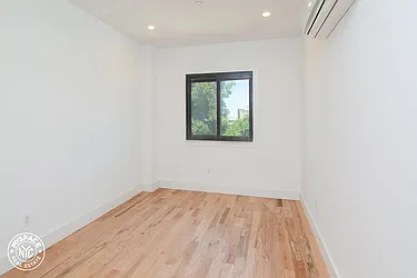 Rented by MySpaceNYC