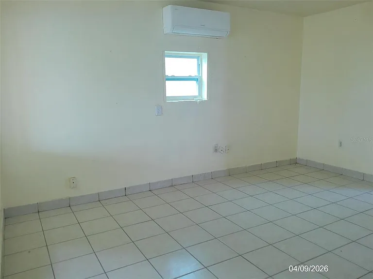 1111 Cypress Gardens Blvd SE #12 — Photo 9