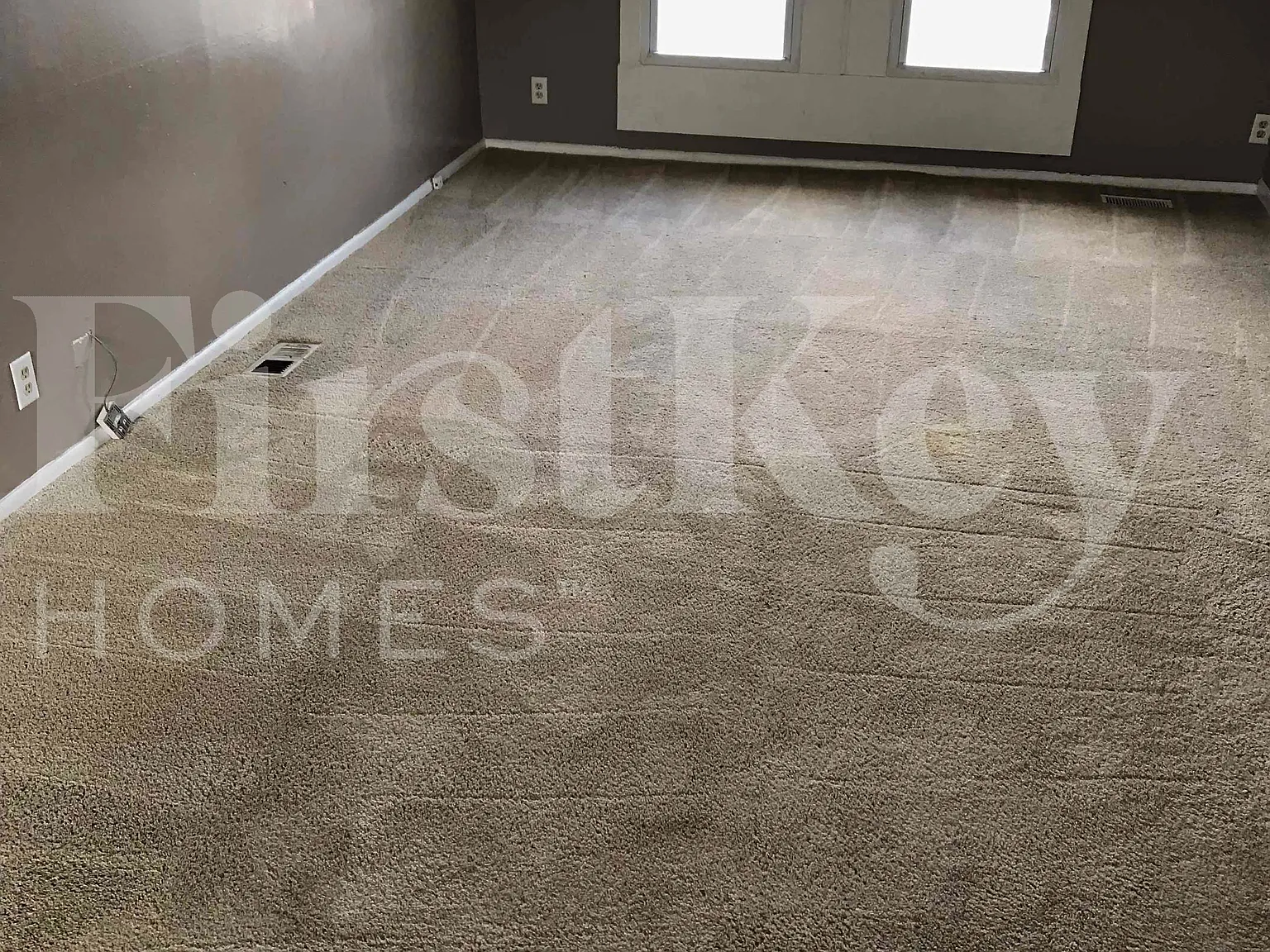 4 bed, 2.0 bath, 1836 sqft, $2,185 — Photo 2