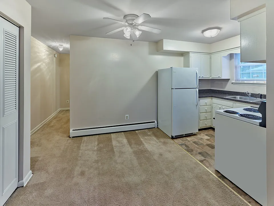 Eat in Kitchen