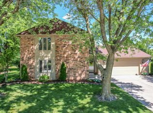 618 Yosemite Dr, Indianapolis, IN 46217